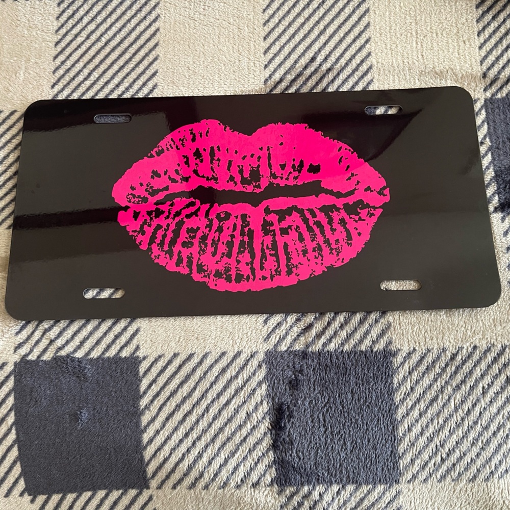 Novelty Black License Plate with Pink Lips Design